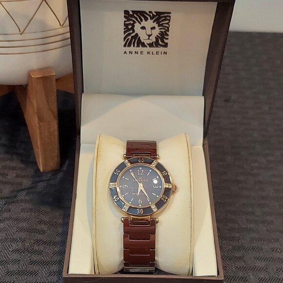 NIB ANNE KLEIN ROSE GOLD TONE BROWN CERAMIC WATCH WITH SWAROVSKI CRYSTALS - Picture 2 of 15